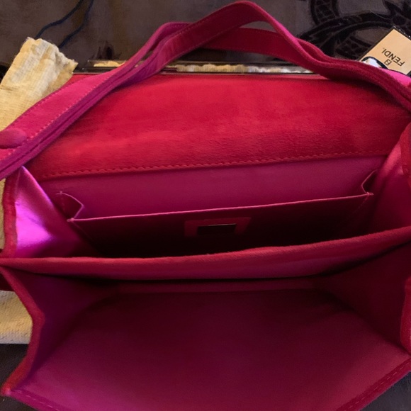 Authentic Suede Fendi shoulder crossbody New - Picture 4 of 8